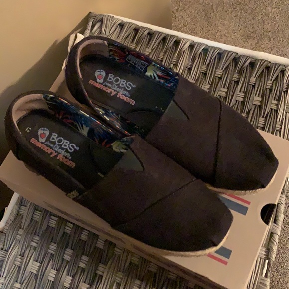 bobs wedge canvas shoe